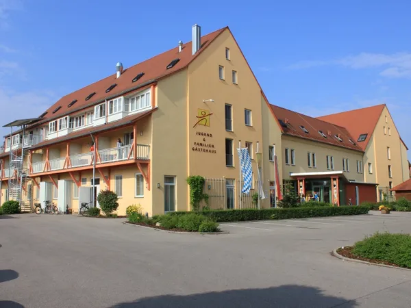 JUFA Hotel Nördlingen - SOCCATOURS
