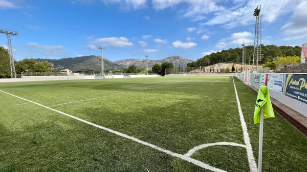 Paguera Fußballplatz - SOCCATOURS