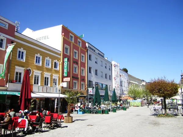 Hotel in Vöcklabruck - SOCCATOURS