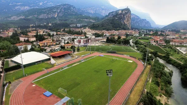 Naturrasenplatz Stadion Arco - SOCCATOURS