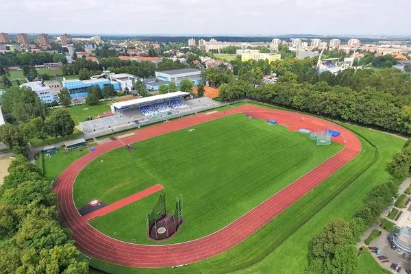 Leichtathletik-Stadion - SOCCATOURS