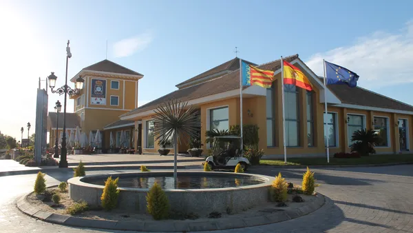 Real Club Campoamor Hotel  Spanien