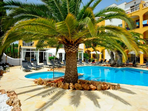 Aparthotel Club Simo - SOCCATOURS