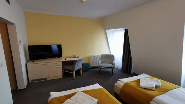 Hotel Eminent - SOCCATOURS