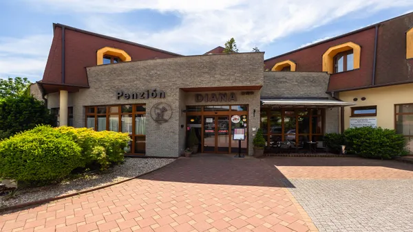 Pension Diana - SOCCATOURS