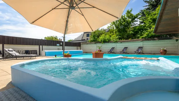 Pension Diana - SOCCATOURS