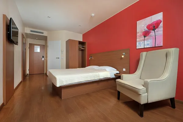 Star Inn Hotel Salzburg Airport - SOCCATOURS