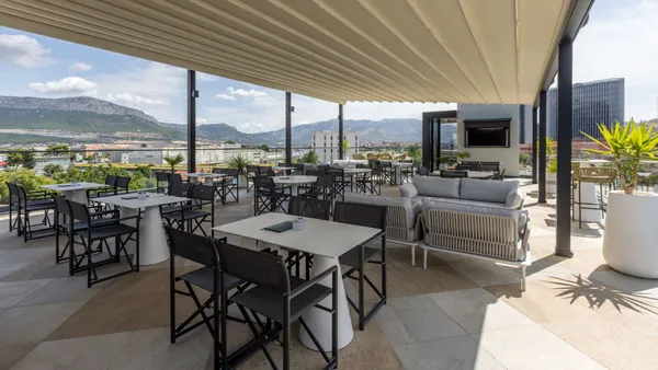Cora Hotel Split  - SOCCATOURS
