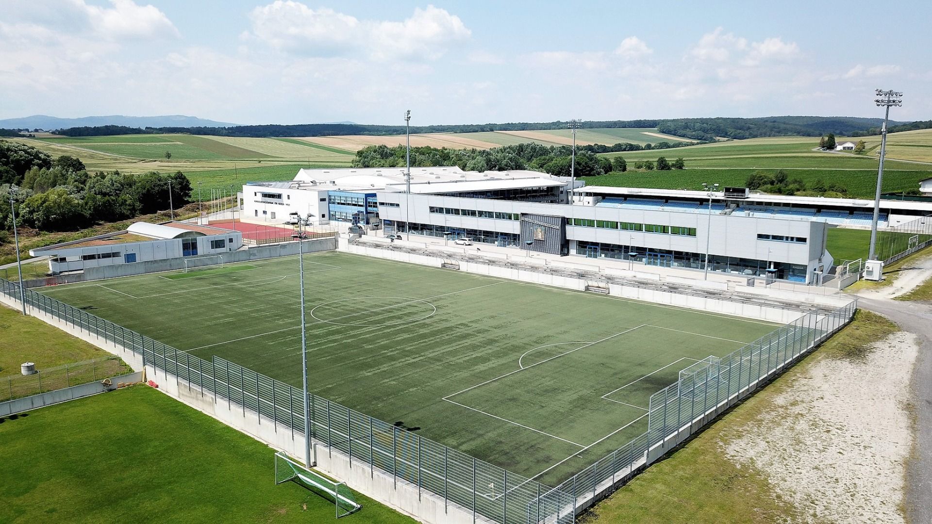 Kunstrasenplatz Vinea Resort