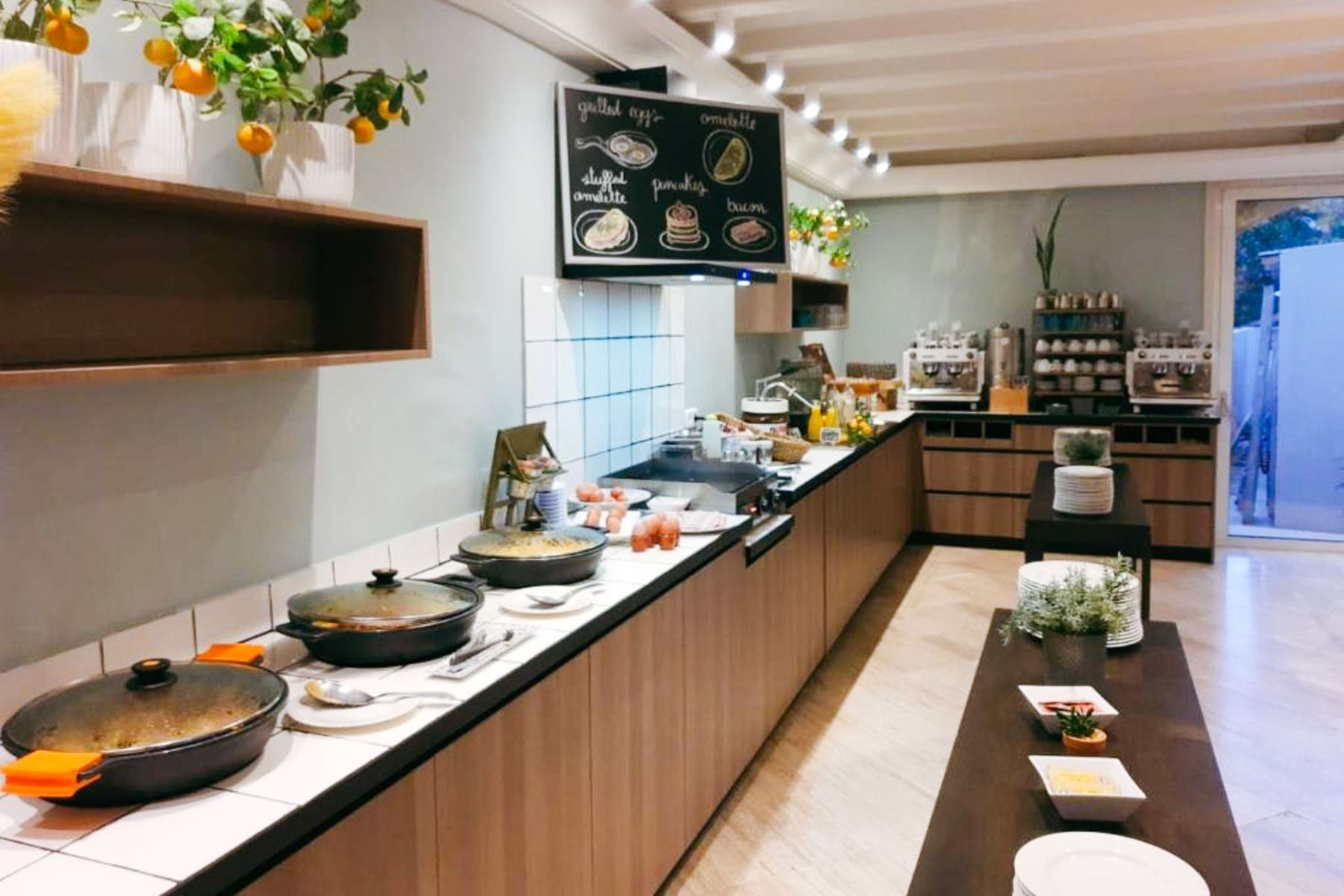 Van der Valk Hotel BARCAROLA****