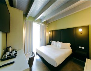Hotel La Boheme Chambres**** Image four