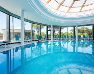 Hotel Barrosa Park Image four