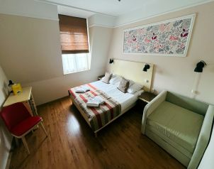 Harmonia Hotel & Restaurant