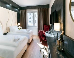 Hotel Plaza Inn Wiener Neustadt Image four