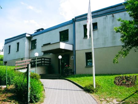 https://www.soccatours.ch/media/catalog/product/cache/da432fc9ee79dfca32e073c2235ab4d7/f/u/fu_balltrainingslager_drosendorf_soccatours_2_.jpg