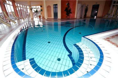 https://www.soccatours.ch/media/catalog/product/cache/da432fc9ee79dfca32e073c2235ab4d7/f/u/fu_balltrainingslager_eichbergerhof_soccatours_10_.jpg
