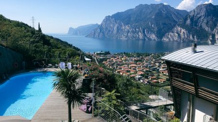https://www.soccatours.ch/media/catalog/product/cache/da432fc9ee79dfca32e073c2235ab4d7/f/u/fu_balltrainingslager_forte_charme_soccatours_3_.jpg