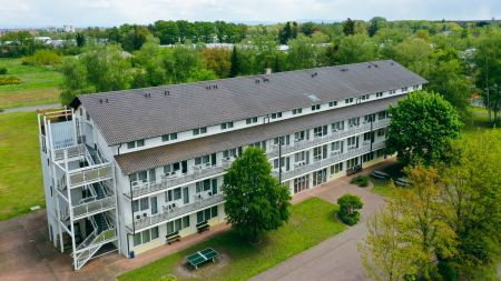 https://www.soccatours.ch/media/catalog/product/cache/da432fc9ee79dfca32e073c2235ab4d7/f/u/fu_balltrainingslager_g_stehaus_ha_loch_soccatours.jpg