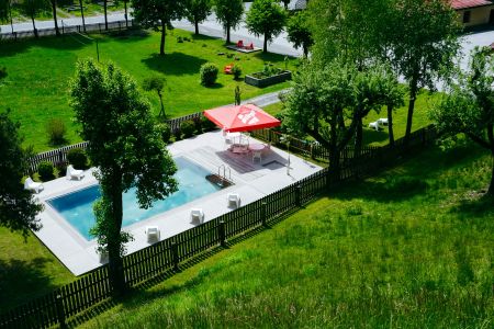 https://www.soccatours.ch/media/catalog/product/cache/da432fc9ee79dfca32e073c2235ab4d7/f/u/fu_balltrainingslager_hotel_josef_soccatours_4__1.jpg