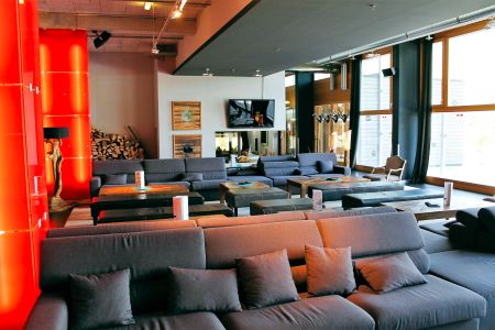 https://www.soccatours.ch/media/catalog/product/cache/da432fc9ee79dfca32e073c2235ab4d7/f/u/fu_balltrainingslager_hotel_mytirol_soccatours_3_.jpg