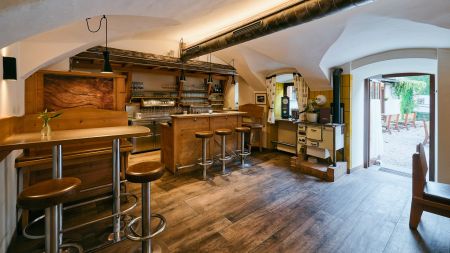 https://www.soccatours.ch/media/catalog/product/cache/da432fc9ee79dfca32e073c2235ab4d7/f/u/fu_balltrainingslager_hotel_oberwirt_soccatours.jpg