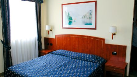 https://www.soccatours.ch/media/catalog/product/cache/da432fc9ee79dfca32e073c2235ab4d7/f/u/fu_balltrainingslager_hotel_olivo_soccatours_6_.jpg