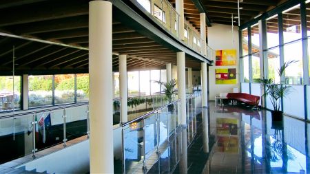 https://www.soccatours.ch/media/catalog/product/cache/da432fc9ee79dfca32e073c2235ab4d7/f/u/fu_balltrainingslager_hotel_parc_premium_soccatours_7_.jpg