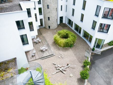 https://www.soccatours.ch/media/catalog/product/cache/da432fc9ee79dfca32e073c2235ab4d7/f/u/fu_balltrainingslager_hotel_ullrich_soccatours.jpg