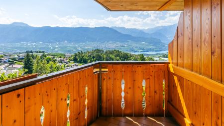 https://www.soccatours.ch/media/catalog/product/cache/da432fc9ee79dfca32e073c2235ab4d7/f/u/fu_balltrainingslager_miraval_soccatours_7_.jpg
