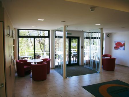 https://www.soccatours.ch/media/catalog/product/cache/da432fc9ee79dfca32e073c2235ab4d7/f/u/fu_balltrainingslager_mondsee_soccatours_3_.jpg