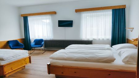 https://www.soccatours.ch/media/catalog/product/cache/da432fc9ee79dfca32e073c2235ab4d7/f/u/fu_balltrainingslager_neuhof_event_soccatours_6_.jpg