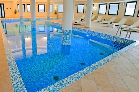 https://www.soccatours.ch/media/catalog/product/cache/da432fc9ee79dfca32e073c2235ab4d7/f/u/fu_balltrainingslager_novarello_resort_soccatours_12_.jpg