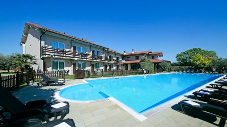 https://www.soccatours.ch/media/catalog/product/cache/da432fc9ee79dfca32e073c2235ab4d7/f/u/fu_balltrainingslager_splendid_sole_soccatours_2_.jpg