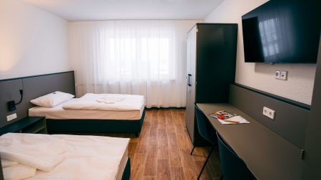 https://www.soccatours.ch/media/catalog/product/cache/da432fc9ee79dfca32e073c2235ab4d7/f/u/fu_balltrainingslager_stb_campus_soccatours_6_.jpg