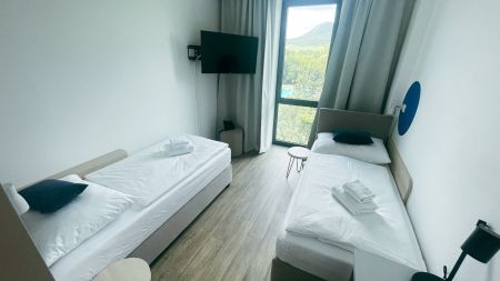 https://www.soccatours.ch/media/catalog/product/cache/da432fc9ee79dfca32e073c2235ab4d7/f/u/fussballtrainingslager_active_stadium_soccatours6.jpg