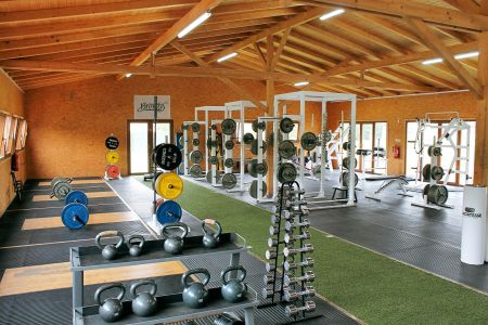 https://www.soccatours.ch/media/catalog/product/cache/da432fc9ee79dfca32e073c2235ab4d7/f/u/fussballtrainingslager_browns_sports_leisure_club_soccatours6.jpg
