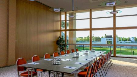 https://www.soccatours.ch/media/catalog/product/cache/da432fc9ee79dfca32e073c2235ab4d7/f/u/fussballtrainingslager_eto_park_hotel_soccatours6.jpg