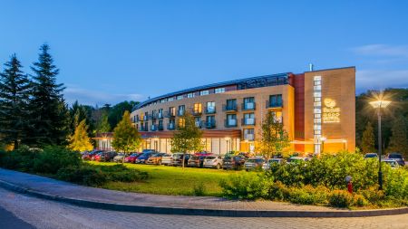 https://www.soccatours.ch/media/catalog/product/cache/da432fc9ee79dfca32e073c2235ab4d7/f/u/fussballtrainingslager_fagus_hotel_soccatours.jpg