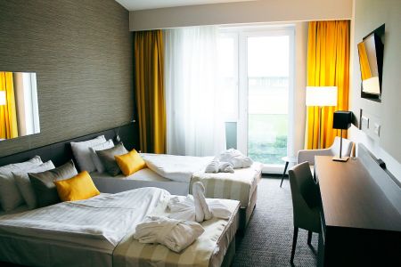 https://www.soccatours.ch/media/catalog/product/cache/da432fc9ee79dfca32e073c2235ab4d7/f/u/fussballtrainingslager_globall_sporthotel_soccatours4.jpg
