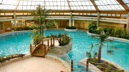 https://www.soccatours.ch/media/catalog/product/cache/da432fc9ee79dfca32e073c2235ab4d7/f/u/fussballtrainingslager_gotthard_therme_hotel_soccatours7.jpg