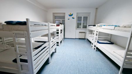 https://www.soccatours.ch/media/catalog/product/cache/da432fc9ee79dfca32e073c2235ab4d7/f/u/fussballtrainingslager_hostel_karlovac_soccatours_4_.jpg