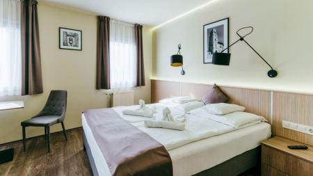 https://www.soccatours.ch/media/catalog/product/cache/da432fc9ee79dfca32e073c2235ab4d7/f/u/fussballtrainingslager_hotel_amstel_hattyu_soccatours3.jpg