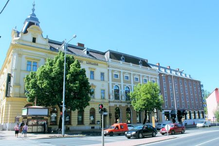 https://www.soccatours.ch/media/catalog/product/cache/da432fc9ee79dfca32e073c2235ab4d7/f/u/fussballtrainingslager_hotel_arany_barany_soccatours.jpg