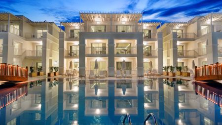 https://www.soccatours.ch/media/catalog/product/cache/da432fc9ee79dfca32e073c2235ab4d7/f/u/fussballtrainingslager_hotel_bellis_deluxe_soccatours.jpg