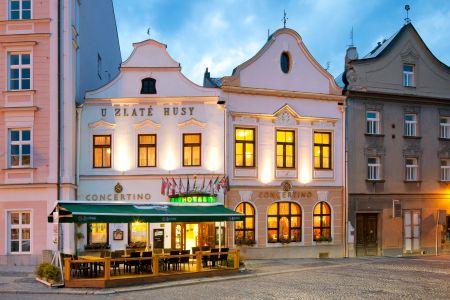 https://www.soccatours.ch/media/catalog/product/cache/da432fc9ee79dfca32e073c2235ab4d7/f/u/fussballtrainingslager_hotel_concertino_soccatours.jpg