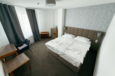 https://www.soccatours.ch/media/catalog/product/cache/da432fc9ee79dfca32e073c2235ab4d7/f/u/fussballtrainingslager_hotel_concertino_soccatours_7_.jpg