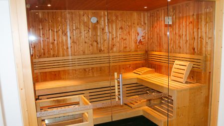 https://www.soccatours.ch/media/catalog/product/cache/da432fc9ee79dfca32e073c2235ab4d7/f/u/fussballtrainingslager_hotel_goldener_loewe_soccatours6.jpg