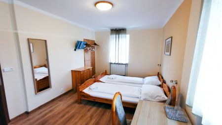 https://www.soccatours.ch/media/catalog/product/cache/da432fc9ee79dfca32e073c2235ab4d7/f/u/fussballtrainingslager_hotel_jasany_soccatours5.jpg