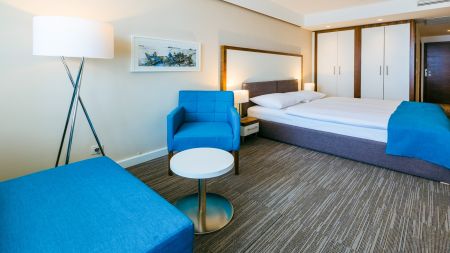 https://www.soccatours.ch/media/catalog/product/cache/da432fc9ee79dfca32e073c2235ab4d7/f/u/fussballtrainingslager_hotel_katarina_soccatours7.jpg