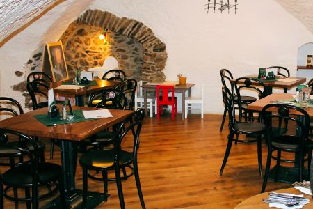 https://www.soccatours.ch/media/catalog/product/cache/da432fc9ee79dfca32e073c2235ab4d7/f/u/fussballtrainingslager_hotel_koruna_soccatours_3_.jpg